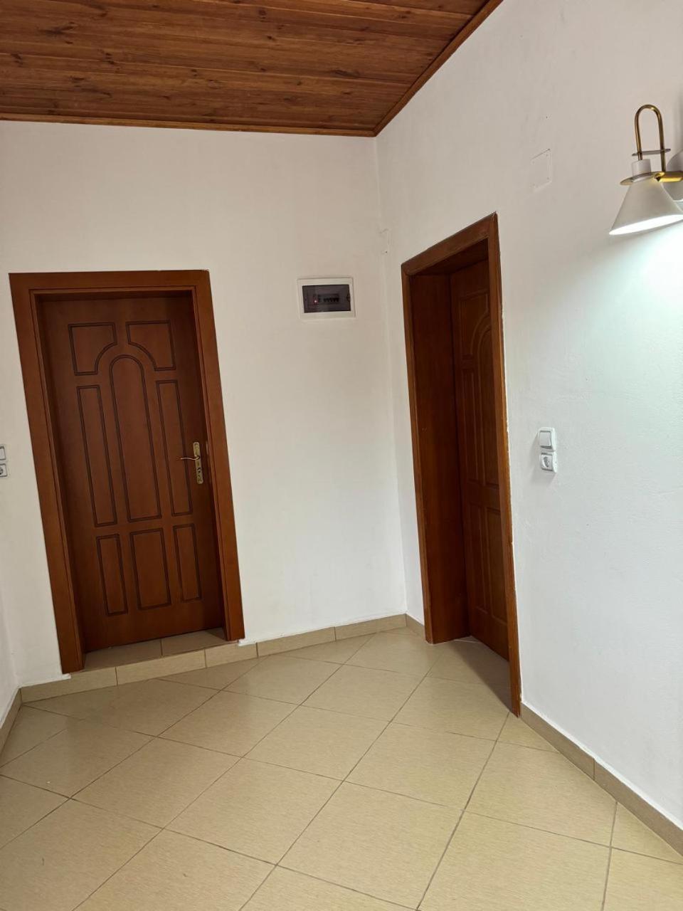 Villa Zefi Rrenc Papaj Екстер'єр фото