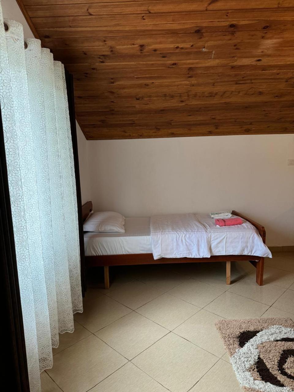 Villa Zefi Rrenc Papaj Екстер'єр фото