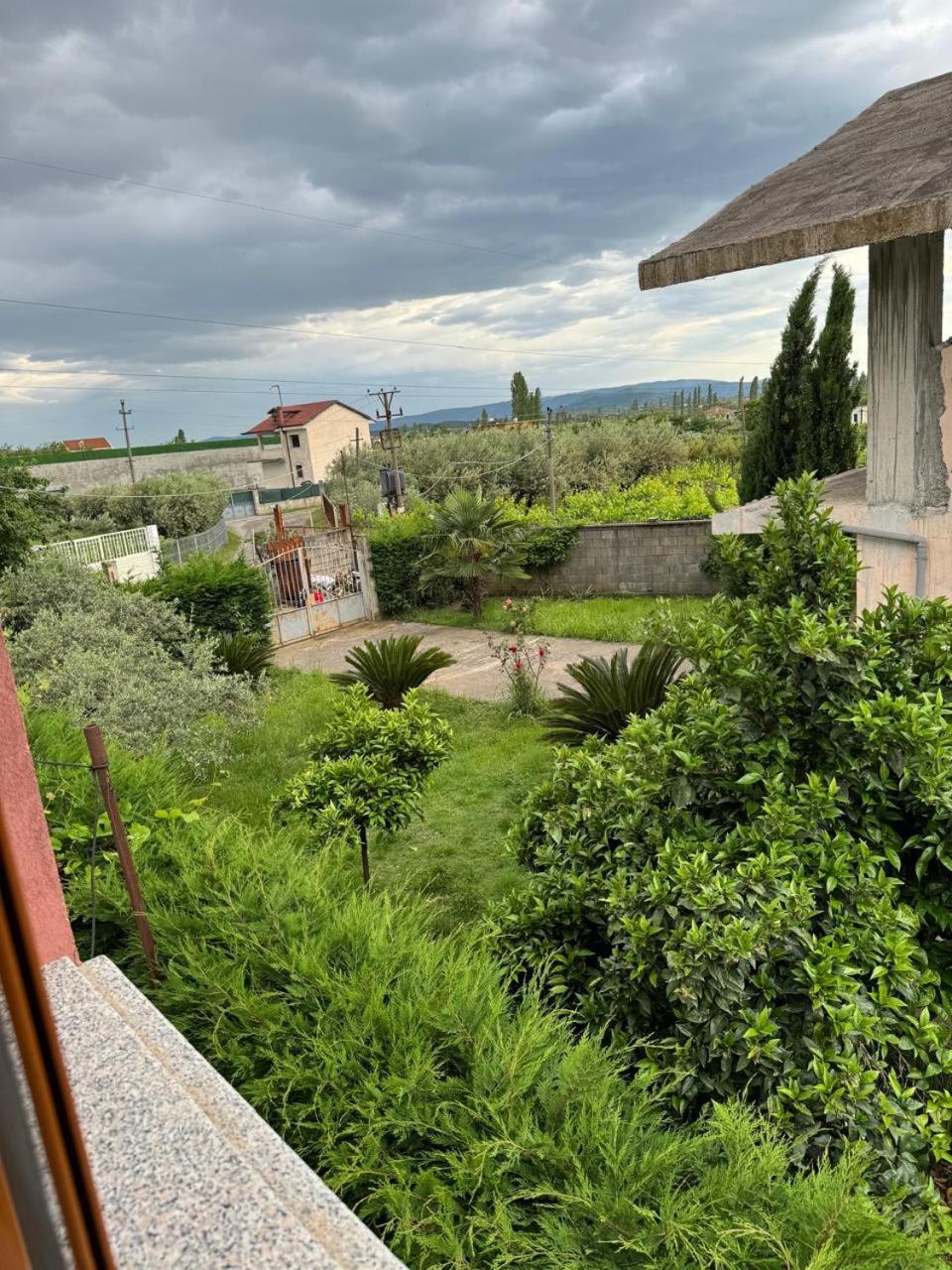 Villa Zefi Rrenc Papaj Екстер'єр фото